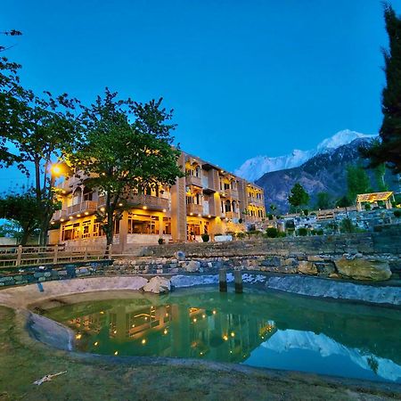 Dumani Nagar Hotel & Resort Karimabad  Buitenkant foto