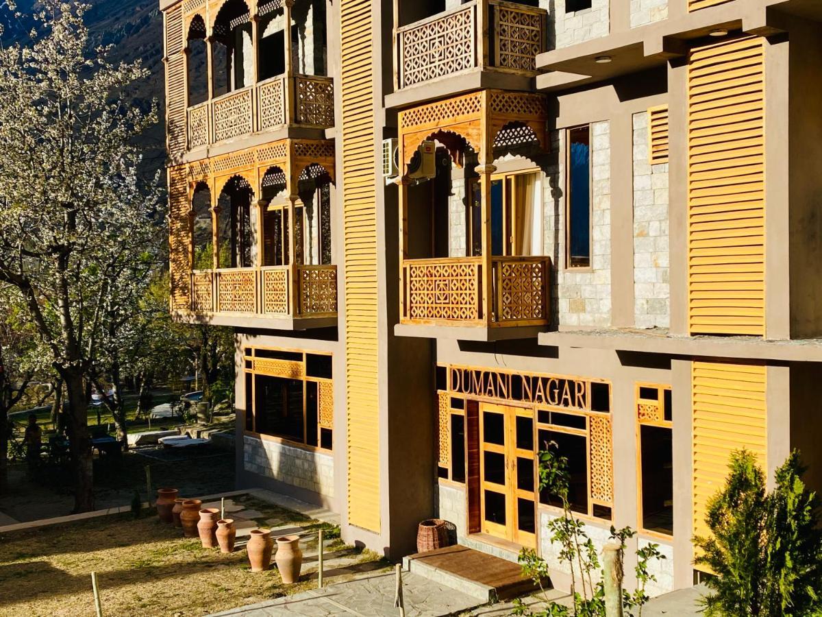 Dumani Nagar Hotel & Resort Karimabad  Buitenkant foto