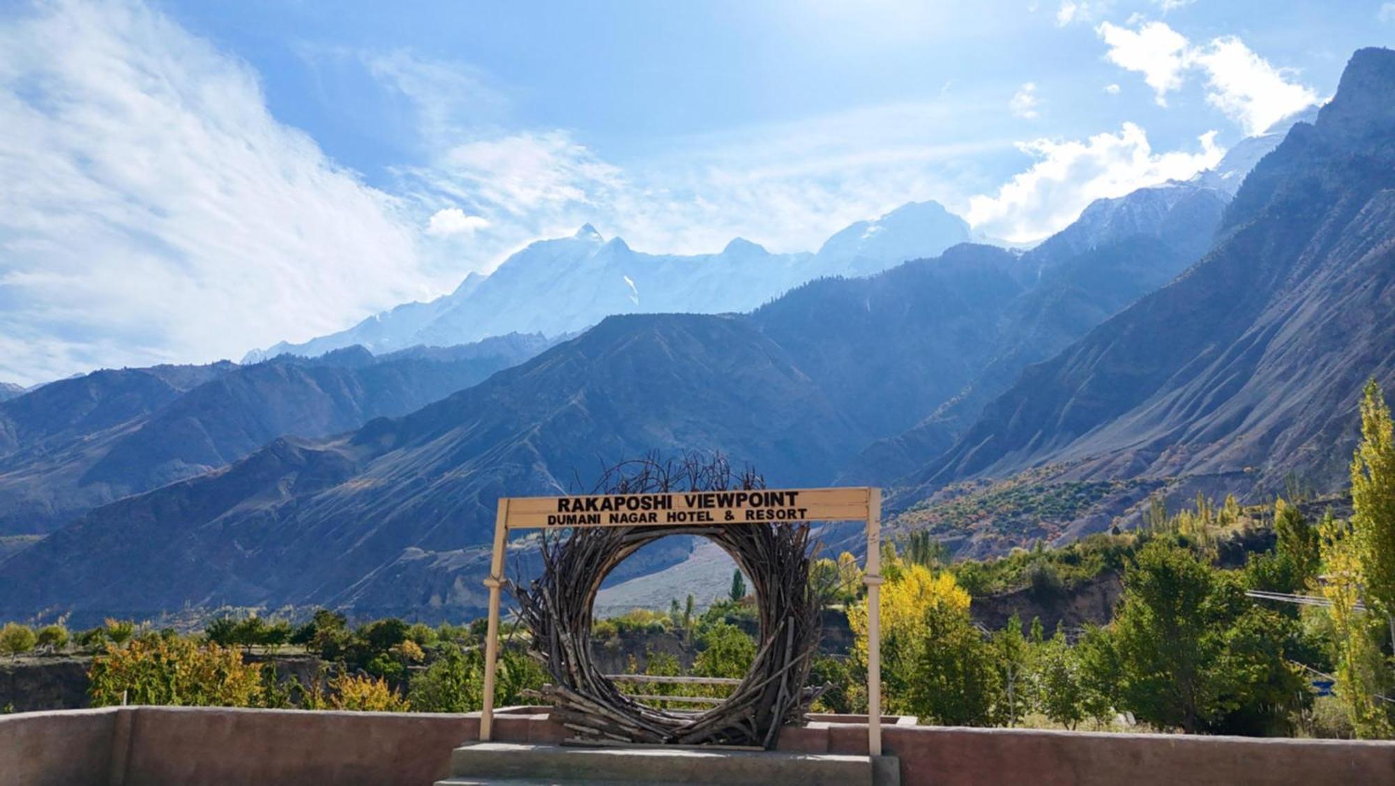 Dumani Nagar Hotel & Resort Karimabad  Buitenkant foto