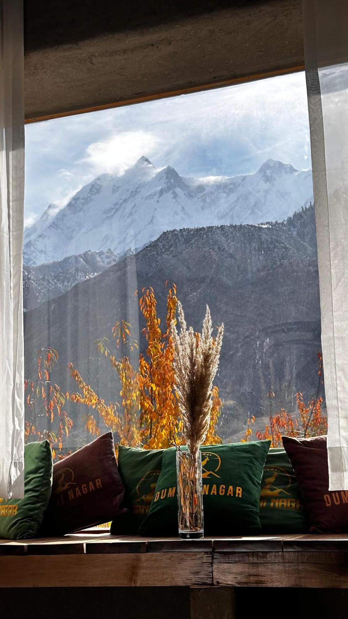 Dumani Nagar Hotel & Resort Karimabad  Buitenkant foto
